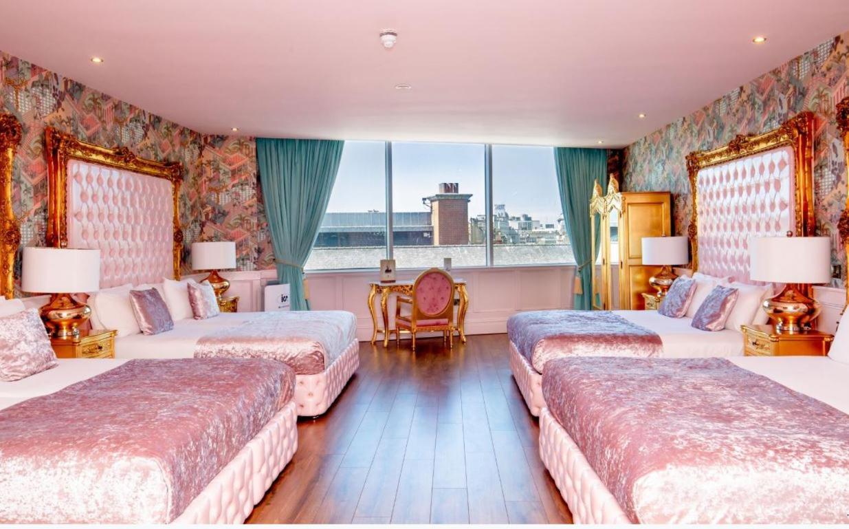 Hotel The Shankly Liverpool